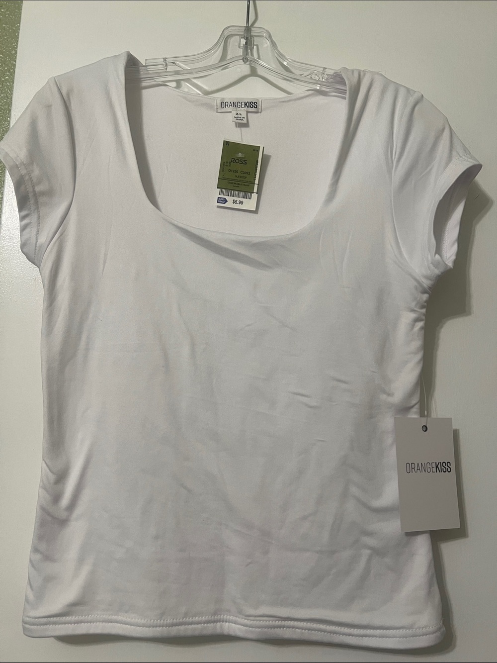 OrangeKiss Women's White Scoop Neck Short Sleeve Tee junior size